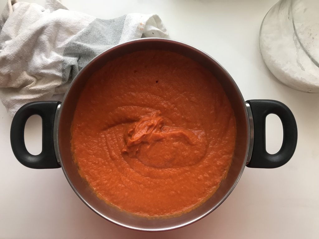 Salsa de tomate ya batida